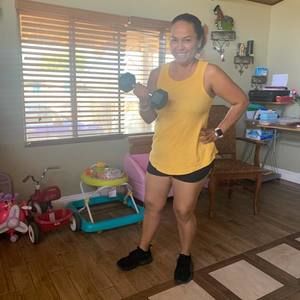 Meet your Posher, Adela